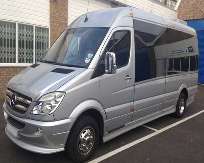 Minibuses and MPVs image 28